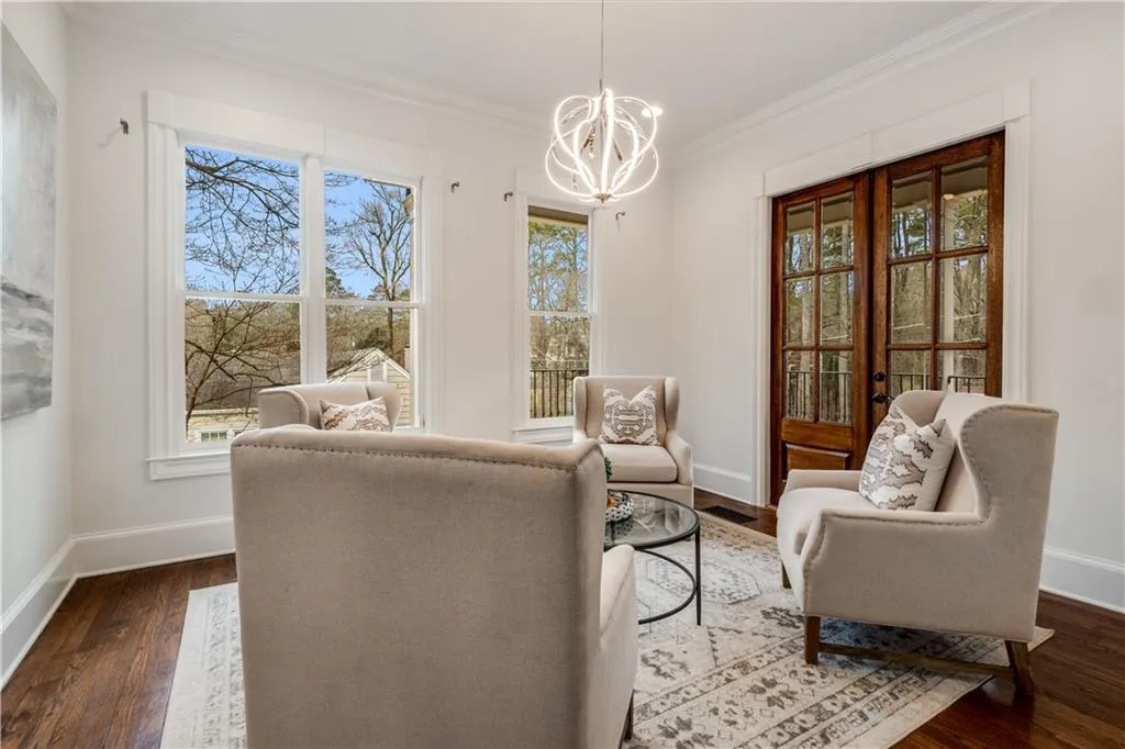 75 Spruell Springs Road, Atlanta, Georgia 30342, 6 Bedrooms Bedrooms, ,4 BathroomsBathrooms,Residential,Sold,75 Spruell Springs Road,7180973