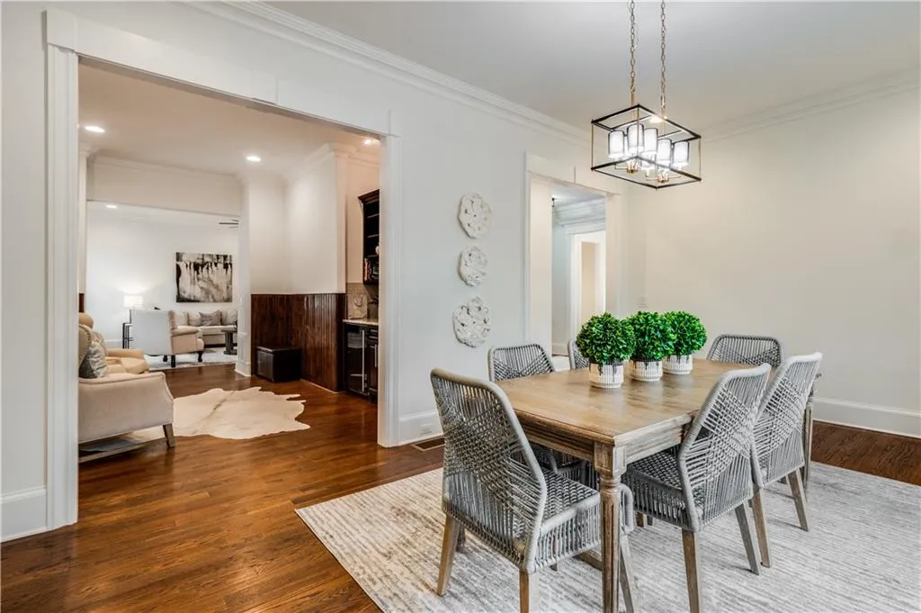 75 Spruell Springs Road, Atlanta, Georgia 30342, 6 Bedrooms Bedrooms, ,4 BathroomsBathrooms,Residential,Sold,75 Spruell Springs Road,7180973