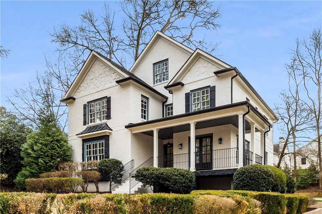 75 Spruell Springs Road, Atlanta, Georgia 30342, 6 Bedrooms Bedrooms, ,4 BathroomsBathrooms,Residential,Sold,75 Spruell Springs Road,7180973