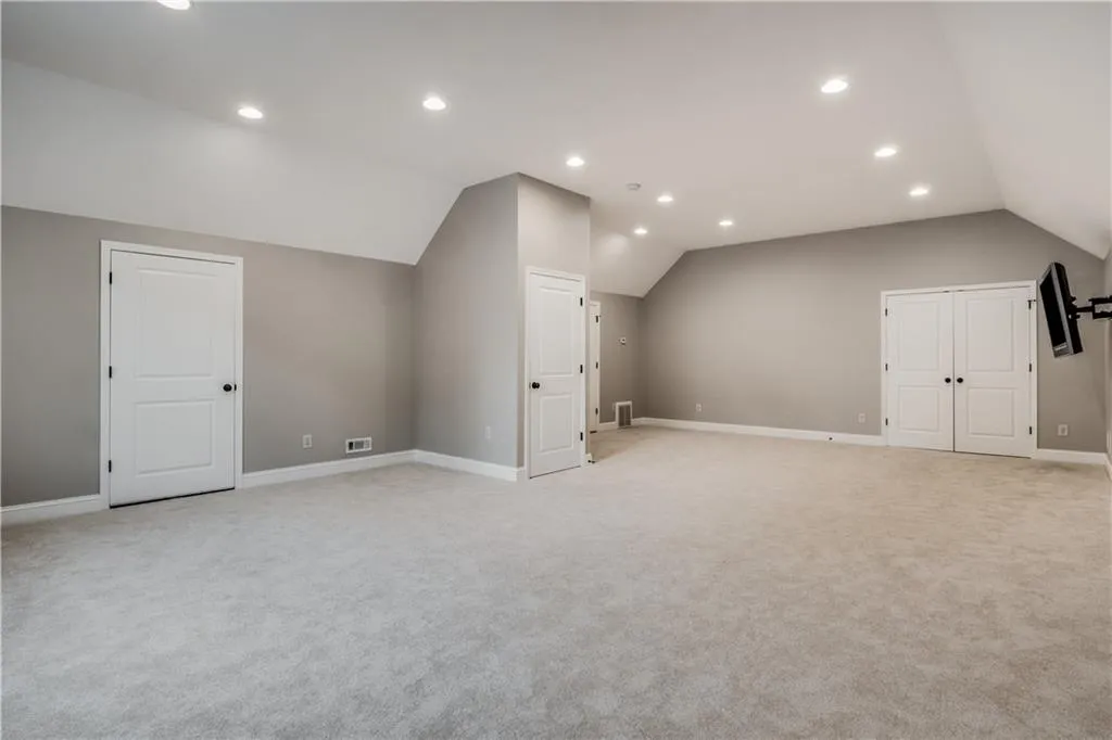 75 Spruell Springs Road, Atlanta, Georgia 30342, 6 Bedrooms Bedrooms, ,4 BathroomsBathrooms,Residential,Sold,75 Spruell Springs Road,7180973