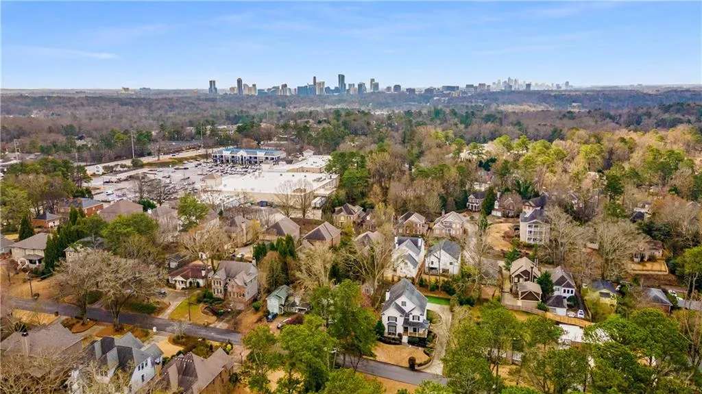 75 Spruell Springs Road, Atlanta, Georgia 30342, 6 Bedrooms Bedrooms, ,4 BathroomsBathrooms,Residential,Sold,75 Spruell Springs Road,7180973