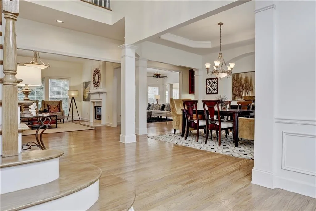 2150 Wrights Mill Circle Ne, Brookhaven, Georgia 30324, 5 Bedrooms Bedrooms, ,4 BathroomsBathrooms,Residential,Sold,2150 Wrights Mill Circle Ne,5876492
