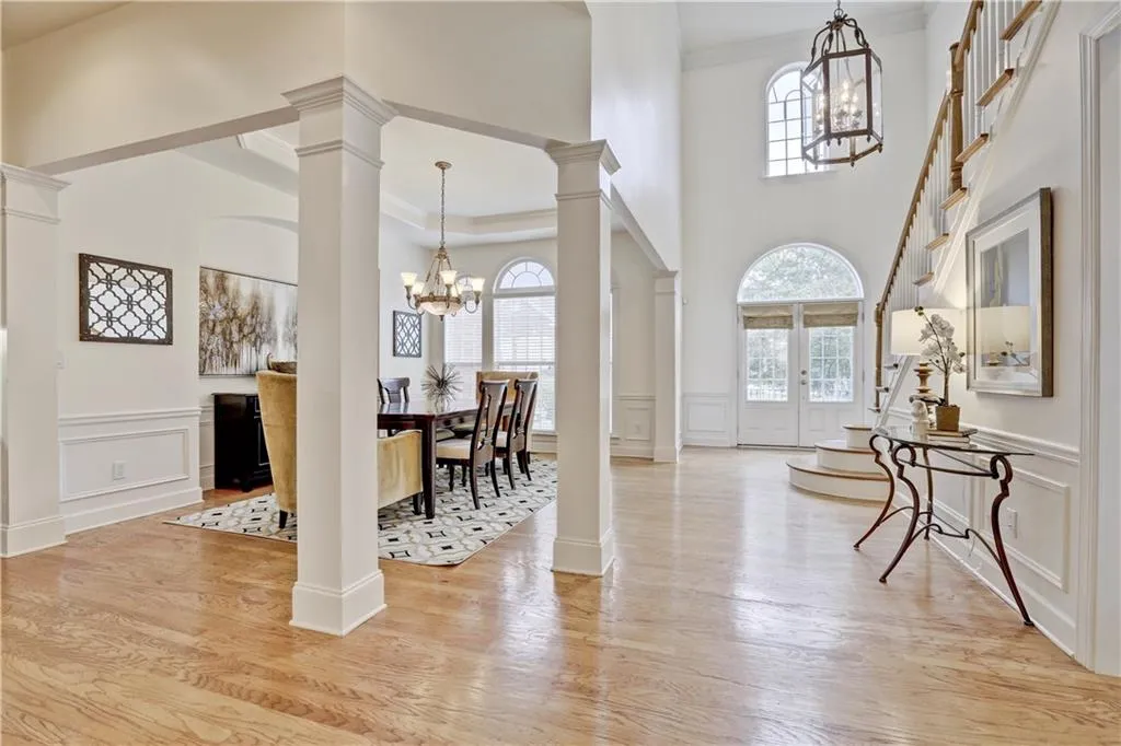 2150 Wrights Mill Circle Ne, Brookhaven, Georgia 30324, 5 Bedrooms Bedrooms, ,4 BathroomsBathrooms,Residential,Sold,2150 Wrights Mill Circle Ne,5876492