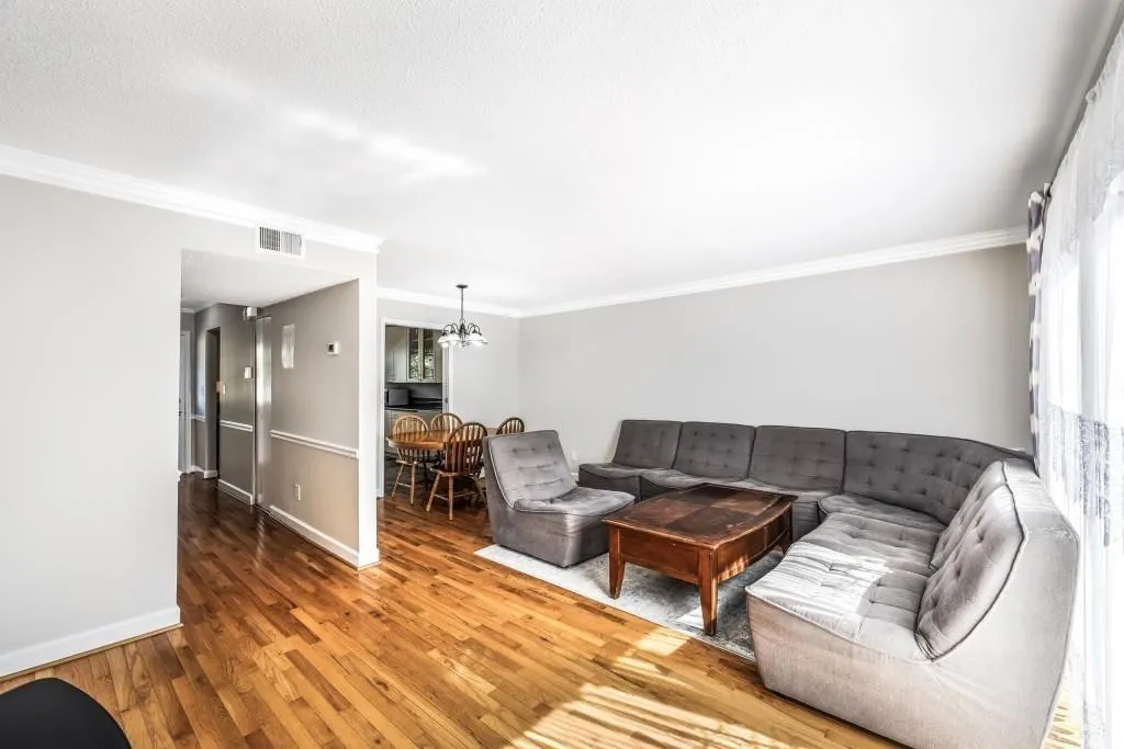 5629 Kingsport Drive Unit 11, Atlanta, Georgia 30342, 2 Bedrooms Bedrooms, ,1 BathroomBathrooms,Residential,Sold,5629 Kingsport Drive Unit 11,7681036