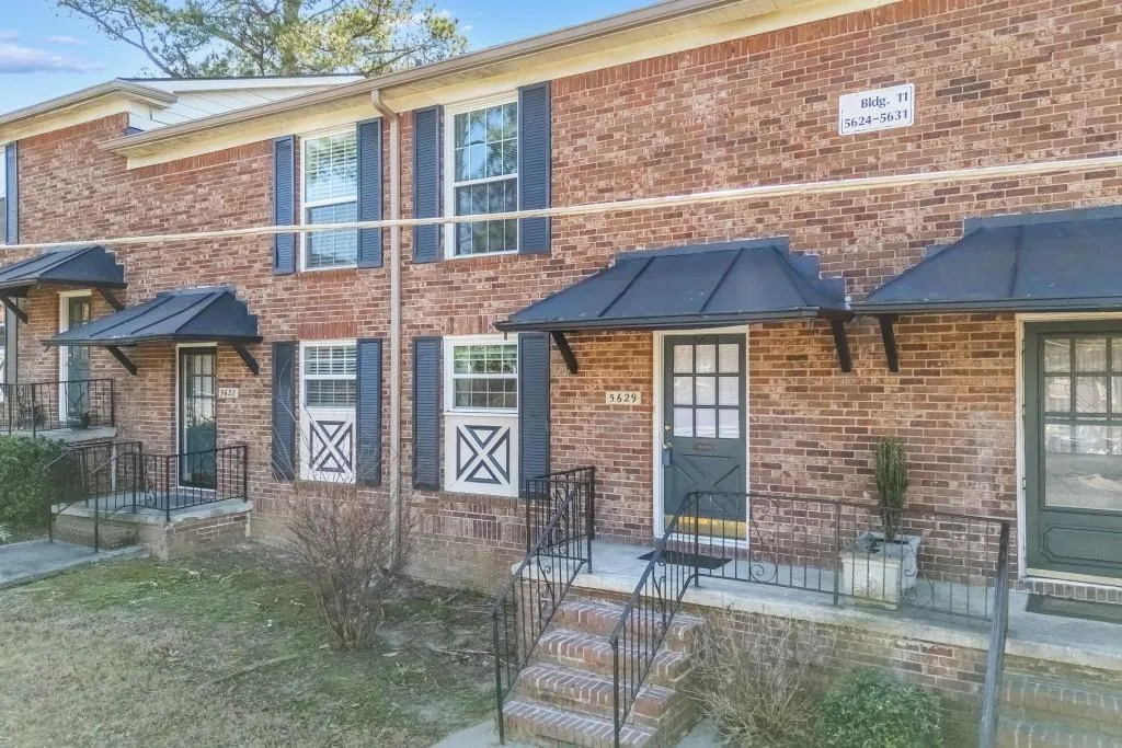 5629 Kingsport Drive Unit 11, Atlanta, Georgia 30342, 2 Bedrooms Bedrooms, ,1 BathroomBathrooms,Residential,For Sale,5629 Kingsport Drive Unit 11,7681036