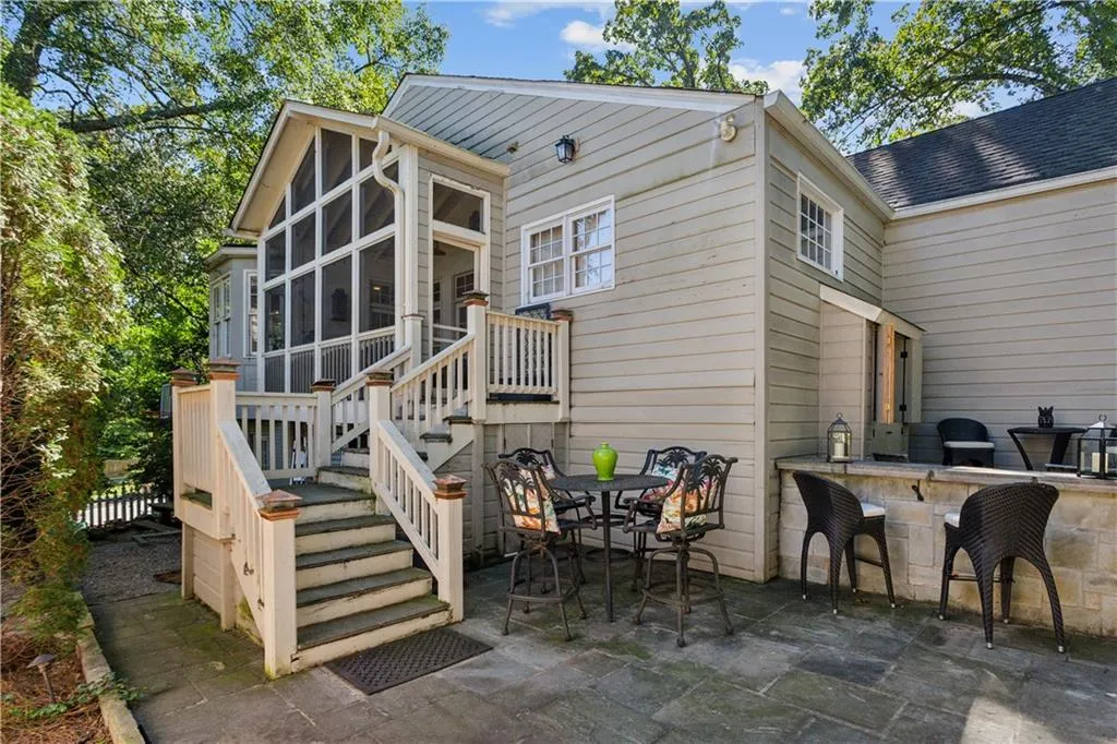 250 Lakeview Avenue Ne, Atlanta, Georgia 30305, 4 Bedrooms Bedrooms, ,3 BathroomsBathrooms,Residential,For Sale,250 Lakeview Avenue Ne,7516056