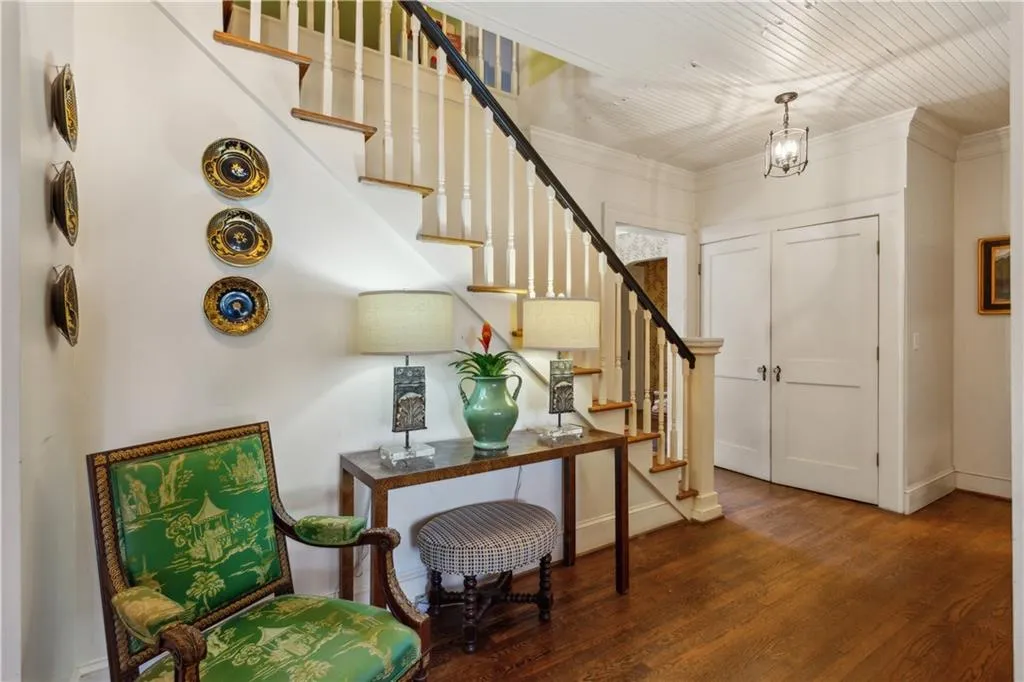 250 Lakeview Avenue Ne, Atlanta, Georgia 30305, 4 Bedrooms Bedrooms, ,3 BathroomsBathrooms,Residential,For Sale,250 Lakeview Avenue Ne,7516056
