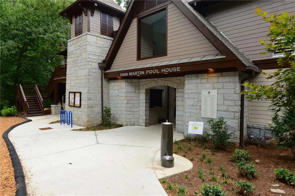 250 Lakeview Avenue Ne, Atlanta, Georgia 30305, 4 Bedrooms Bedrooms, ,3 BathroomsBathrooms,Residential,For Sale,250 Lakeview Avenue Ne,7516056