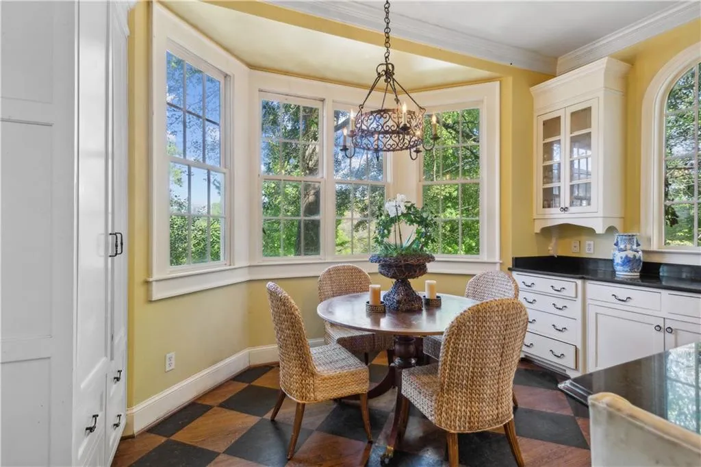 250 Lakeview Avenue Ne, Atlanta, Georgia 30305, 4 Bedrooms Bedrooms, ,3 BathroomsBathrooms,Residential,For Sale,250 Lakeview Avenue Ne,7516056