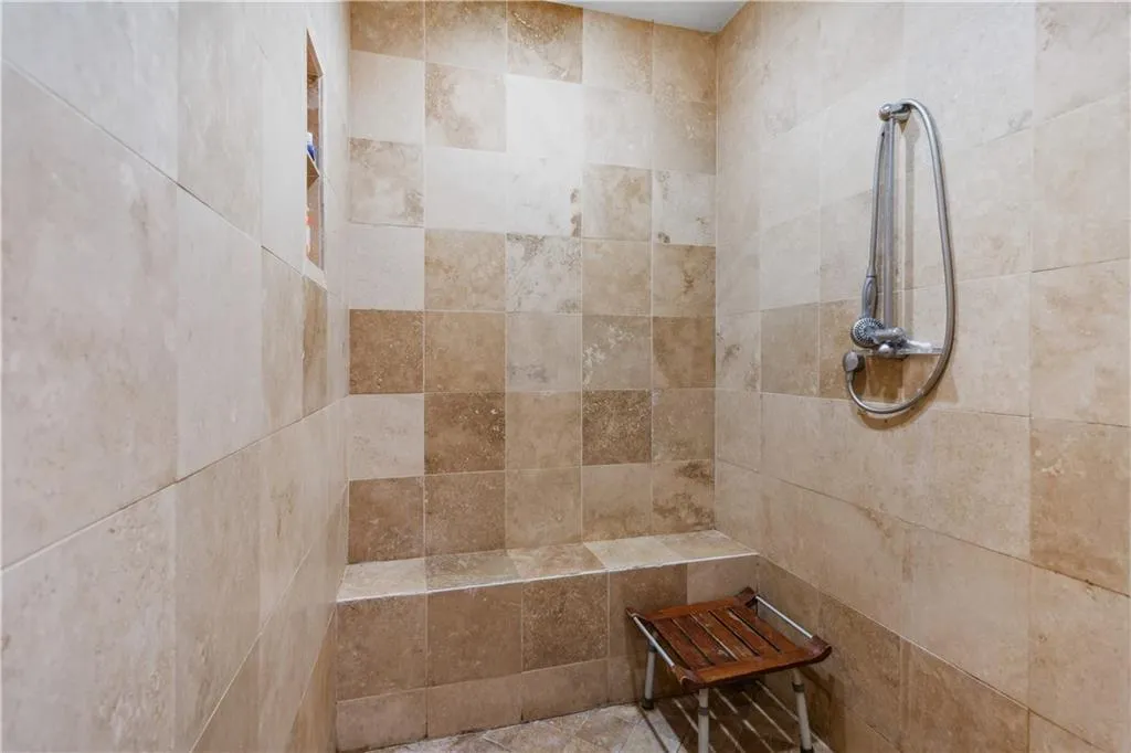 250 Lakeview Avenue Ne, Atlanta, Georgia 30305, 4 Bedrooms Bedrooms, ,3 BathroomsBathrooms,Residential,For Sale,250 Lakeview Avenue Ne,7516056