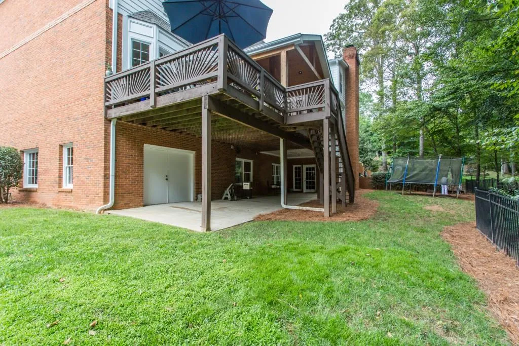 430 Glenmont Court, Sandy Springs, Georgia 30350, 5 Bedrooms Bedrooms, ,5 BathroomsBathrooms,Residential,Sold,430 Glenmont Court,5590917