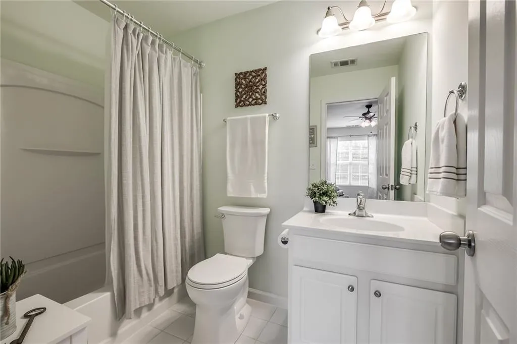 7816 Kiverton Place, Sandy Springs, Georgia 30350, 3 Bedrooms Bedrooms, ,3 BathroomsBathrooms,Residential,Sold,7816 Kiverton Place,7024198