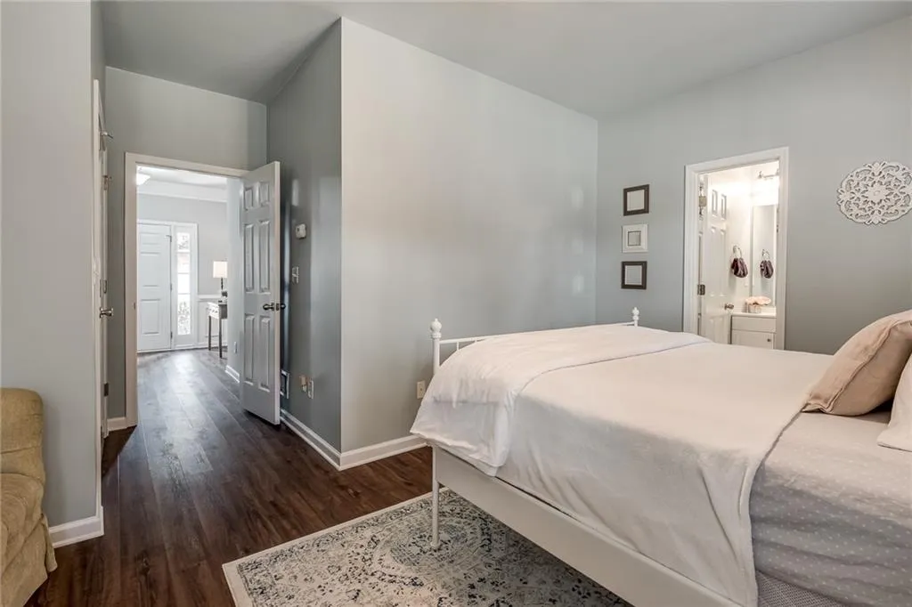 7816 Kiverton Place, Sandy Springs, Georgia 30350, 3 Bedrooms Bedrooms, ,3 BathroomsBathrooms,Residential,Sold,7816 Kiverton Place,7024198