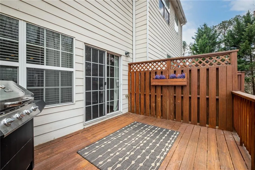 7816 Kiverton Place, Sandy Springs, Georgia 30350, 3 Bedrooms Bedrooms, ,3 BathroomsBathrooms,Residential,Sold,7816 Kiverton Place,7024198
