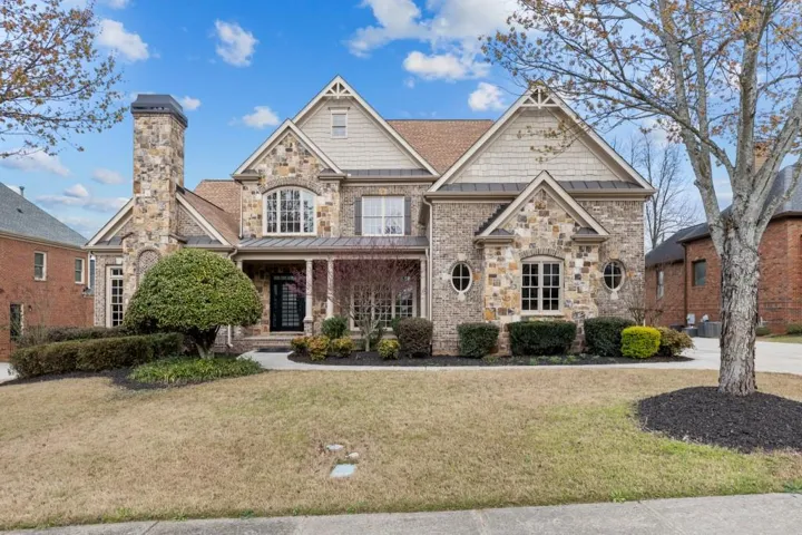2302 Walkers Glen Lane, Buford, Georgia 30519