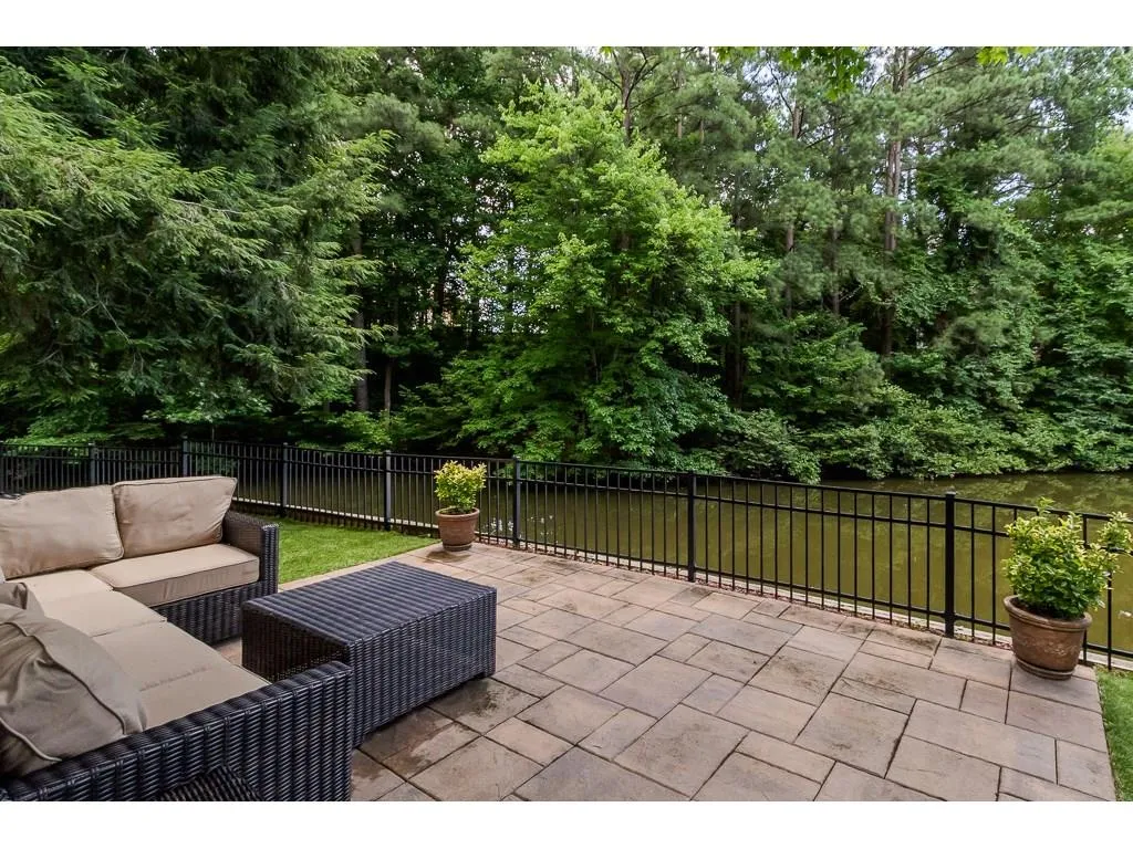 40 Waterford Court, Sandy Springs, Georgia 30328, 4 Bedrooms Bedrooms, ,2 BathroomsBathrooms,Residential,Sold,40 Waterford Court,6038144