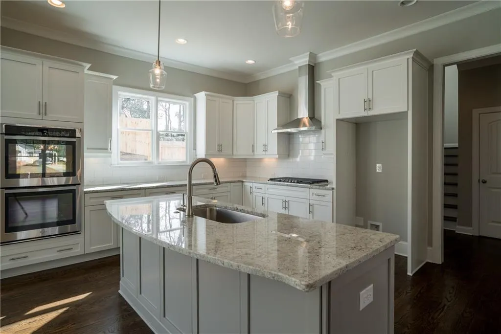 3215 Caldwell Road Ne, Brookhaven, Georgia 30319, 5 Bedrooms Bedrooms, ,4 BathroomsBathrooms,Residential,Sold,3215 Caldwell Road Ne,5779541