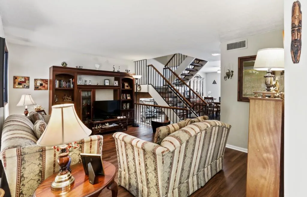 7307 Cardigan Circle, Sandy Springs, Georgia 30328, 4 Bedrooms Bedrooms, ,3 BathroomsBathrooms,Residential,Sold,7307 Cardigan Circle,6894960