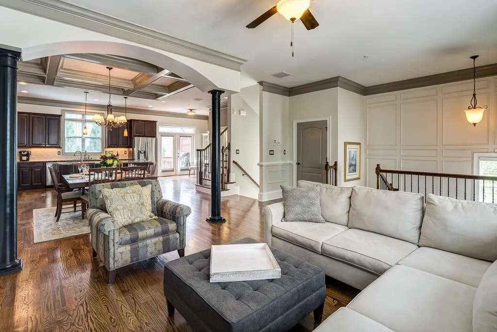 942 Delaronde Court, Sandy Springs, Georgia 30328, 4 Bedrooms Bedrooms, ,3 BathroomsBathrooms,Residential,Sold,942 Delaronde Court,5876487