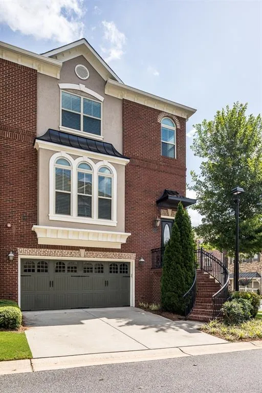 942 Delaronde Court, Sandy Springs, Georgia 30328, 4 Bedrooms Bedrooms, ,3 BathroomsBathrooms,Residential,Sold,942 Delaronde Court,5876487