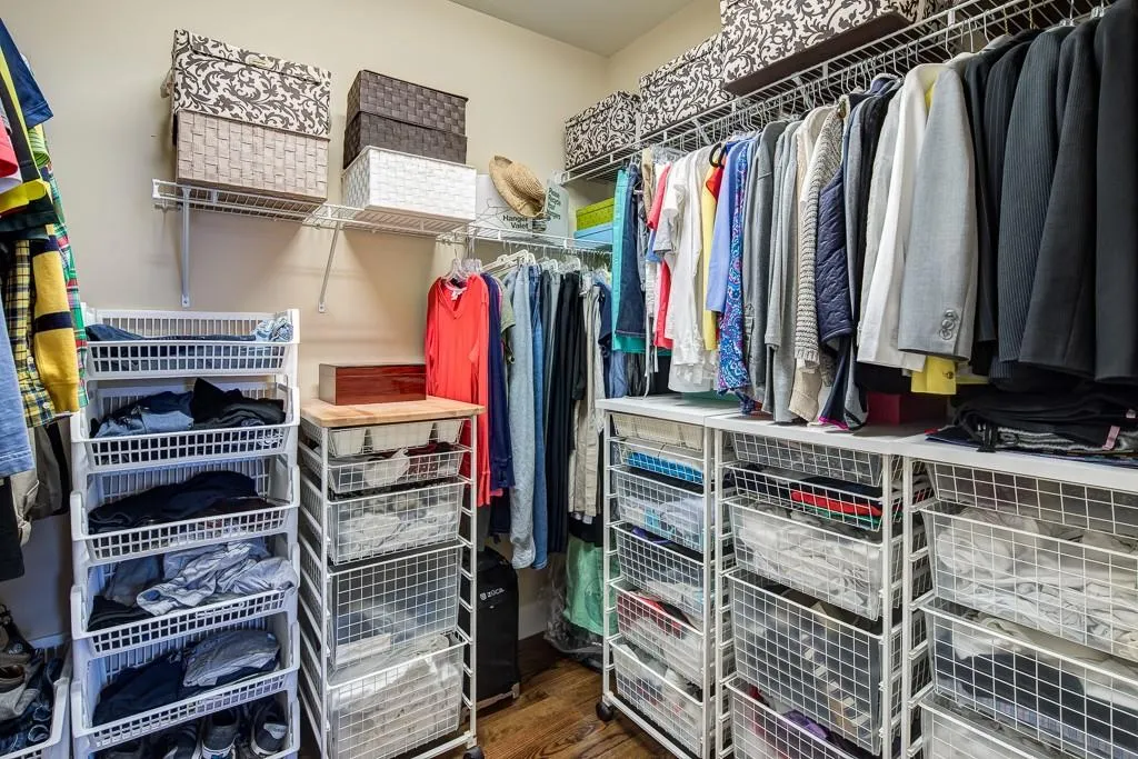 942 Delaronde Court, Sandy Springs, Georgia 30328, 4 Bedrooms Bedrooms, ,3 BathroomsBathrooms,Residential,Sold,942 Delaronde Court,5876487