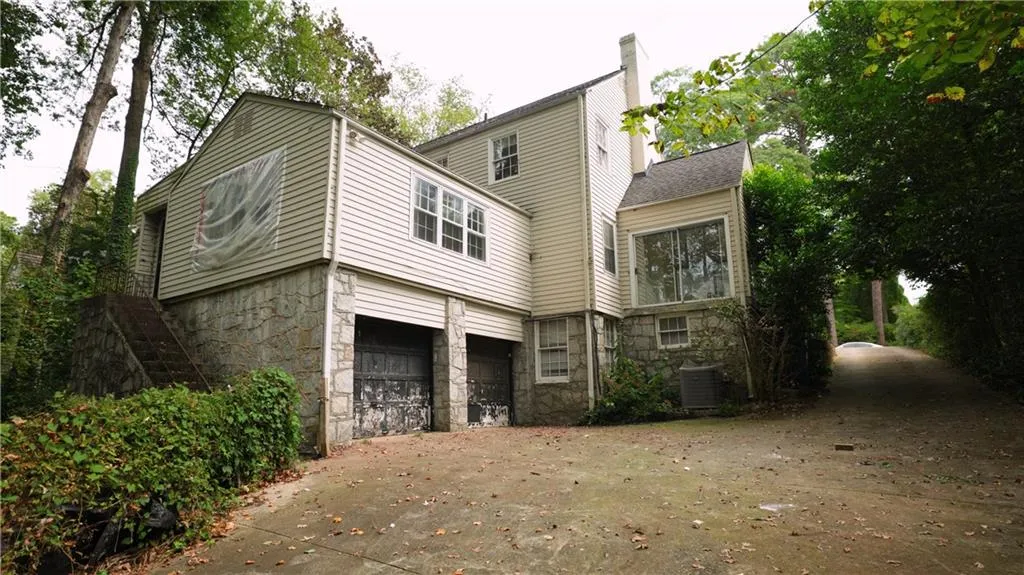 2492 Alton Road Nw, Atlanta, Georgia 30305, 4 Bedrooms Bedrooms, ,3 BathroomsBathrooms,Residential,For Sale,2492 Alton Road Nw,7666205