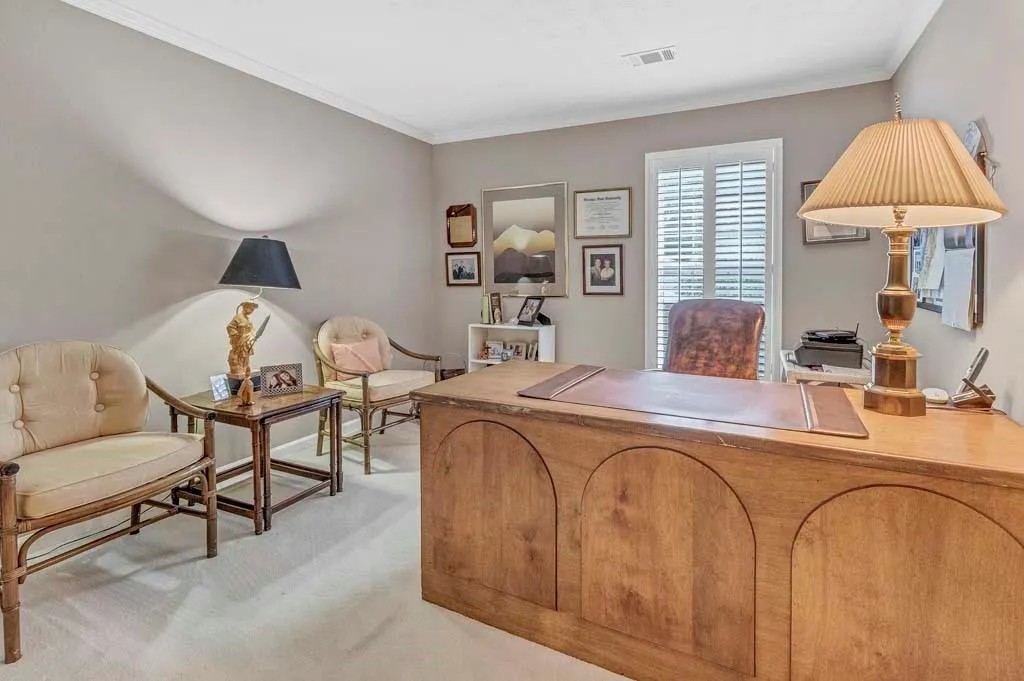 903 Dunwoody Chace, Sandy Springs, Georgia 30328, 3 Bedrooms Bedrooms, ,2 BathroomsBathrooms,Residential,Sold,903 Dunwoody Chace,6741814