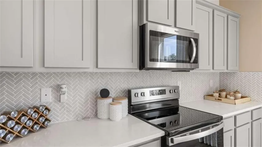 166 White Spruce Way, Newnan, Georgia 30265