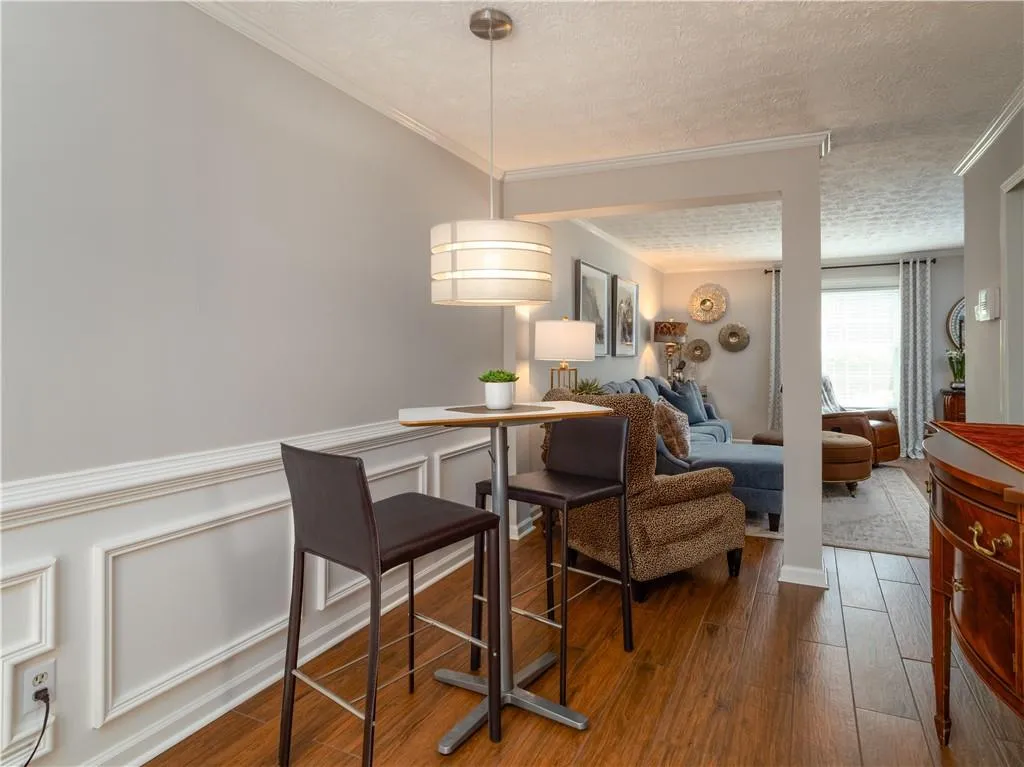 6502 Park Avenue Unit 6502, Sandy Springs, Georgia 30342, 2 Bedrooms Bedrooms, ,1 BathroomBathrooms,Residential,Sold,6502 Park Avenue Unit 6502,6868320