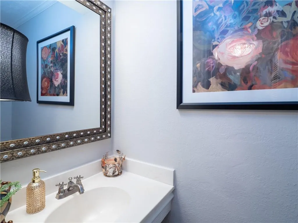 6502 Park Avenue Unit 6502, Sandy Springs, Georgia 30342, 2 Bedrooms Bedrooms, ,1 BathroomBathrooms,Residential,Sold,6502 Park Avenue Unit 6502,6868320