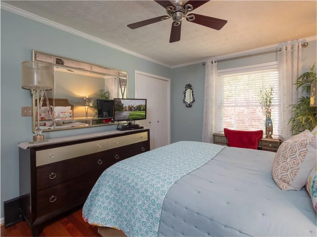6502 Park Avenue Unit 6502, Sandy Springs, Georgia 30342, 2 Bedrooms Bedrooms, ,1 BathroomBathrooms,Residential,Sold,6502 Park Avenue Unit 6502,6868320