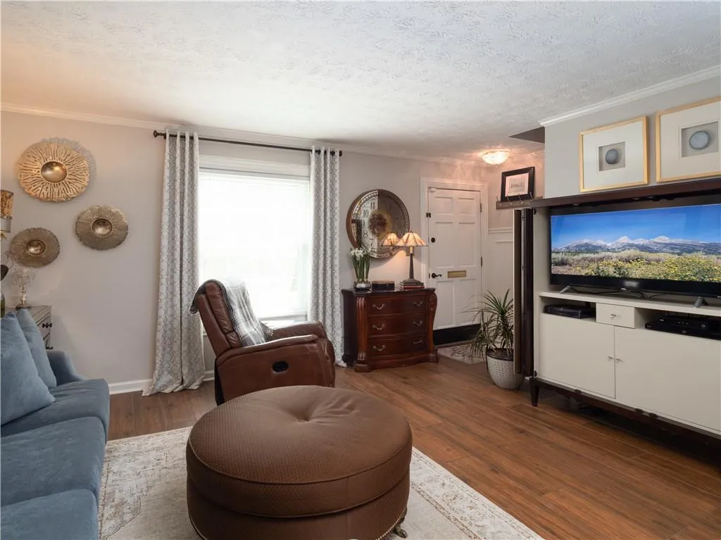6502 Park Avenue Unit 6502, Sandy Springs, Georgia 30342, 2 Bedrooms Bedrooms, ,1 BathroomBathrooms,Residential,Sold,6502 Park Avenue Unit 6502,6868320