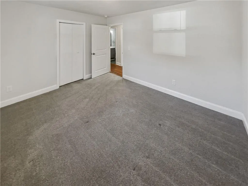 2548 Loghaven Drive Nw, Atlanta, Georgia 30318, 3 Bedrooms Bedrooms, ,2 BathroomsBathrooms,Residential,For Sale,2548 Loghaven Drive Nw,7532784