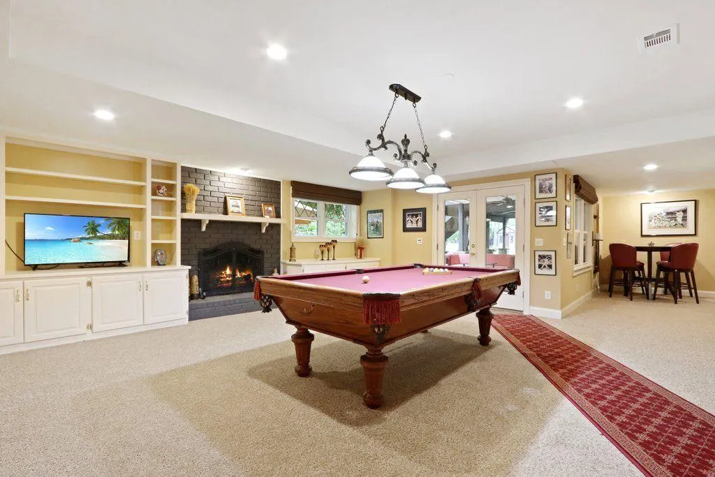 320 Quiet Water Lane, Sandy Springs, Georgia 30350, 5 Bedrooms Bedrooms, ,4 BathroomsBathrooms,Residential,Sold,320 Quiet Water Lane,6946252