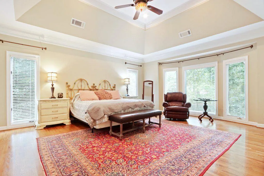 320 Quiet Water Lane, Sandy Springs, Georgia 30350, 5 Bedrooms Bedrooms, ,4 BathroomsBathrooms,Residential,Sold,320 Quiet Water Lane,6946252