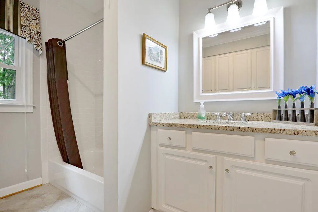 320 Quiet Water Lane, Sandy Springs, Georgia 30350, 5 Bedrooms Bedrooms, ,4 BathroomsBathrooms,Residential,Sold,320 Quiet Water Lane,6946252