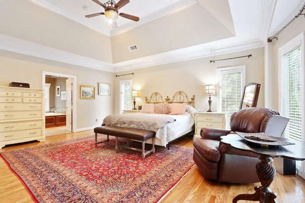 320 Quiet Water Lane, Sandy Springs, Georgia 30350, 5 Bedrooms Bedrooms, ,4 BathroomsBathrooms,Residential,Sold,320 Quiet Water Lane,6946252