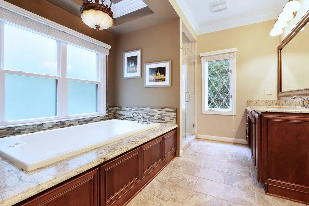 320 Quiet Water Lane, Sandy Springs, Georgia 30350, 5 Bedrooms Bedrooms, ,4 BathroomsBathrooms,Residential,Sold,320 Quiet Water Lane,6946252