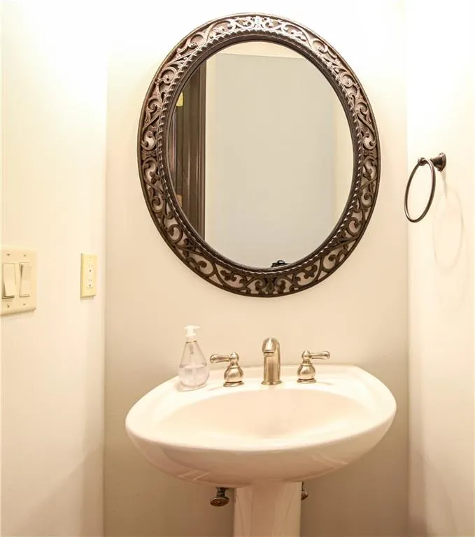 1031 Pearl Point, Atlanta, Georgia 30328, 2 Bedrooms Bedrooms, ,3 BathroomsBathrooms,Residential,Sold,1031 Pearl Point,7094181