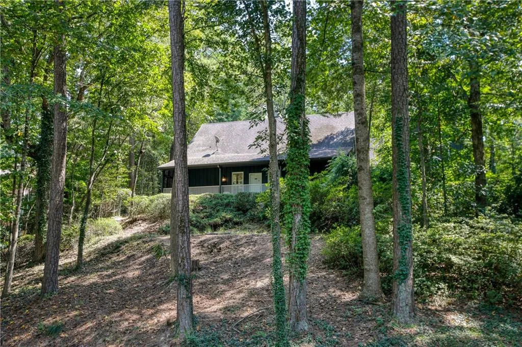 7905 Innsbruck Drive, Sandy Springs, Georgia 30350, 5 Bedrooms Bedrooms, ,3 BathroomsBathrooms,Residential,Sold,7905 Innsbruck Drive,6600211