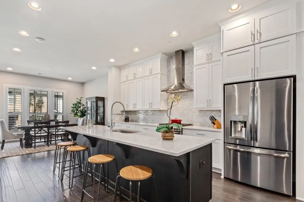 4255 Deming Circle, Sandy Springs, Georgia 30342, 3 Bedrooms Bedrooms, ,3 BathroomsBathrooms,Residential,Sold,4255 Deming Circle,6615902