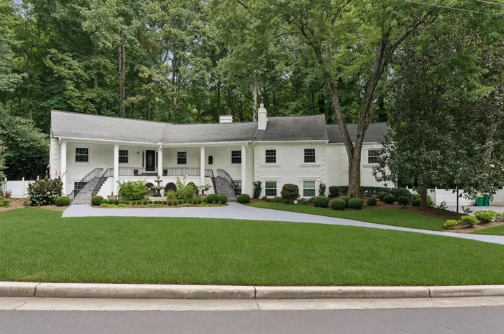 585 Idlewood Drive, Sandy Springs, Georgia 30327