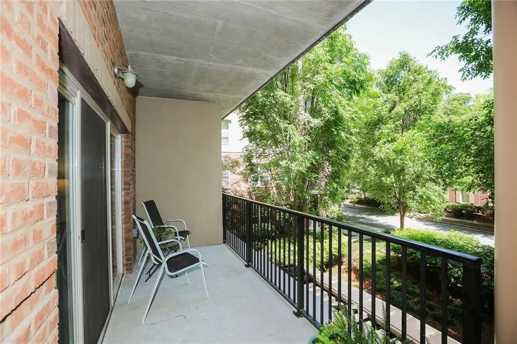200 River Vista Drive Unit 310, Atlanta, Georgia 30339, 1 Bedroom Bedrooms, ,1 BathroomBathrooms,Residential,Sold,200 River Vista Drive Unit 310,6003859