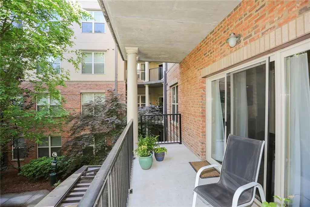 200 River Vista Drive Unit 310, Atlanta, Georgia 30339, 1 Bedroom Bedrooms, ,1 BathroomBathrooms,Residential,Sold,200 River Vista Drive Unit 310,6003859