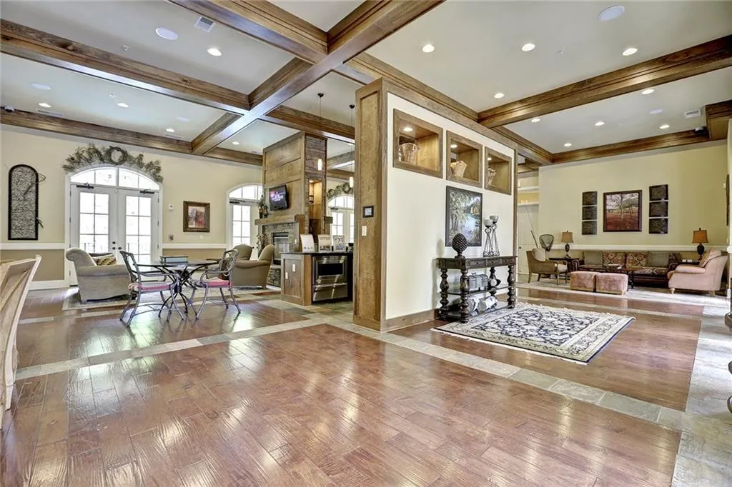 200 River Vista Drive Unit 310, Atlanta, Georgia 30339, 1 Bedroom Bedrooms, ,1 BathroomBathrooms,Residential,Sold,200 River Vista Drive Unit 310,6003859