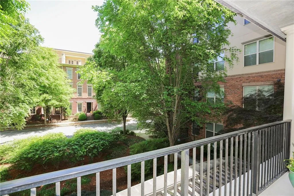 200 River Vista Drive Unit 310, Atlanta, Georgia 30339, 1 Bedroom Bedrooms, ,1 BathroomBathrooms,Residential,Sold,200 River Vista Drive Unit 310,6003859