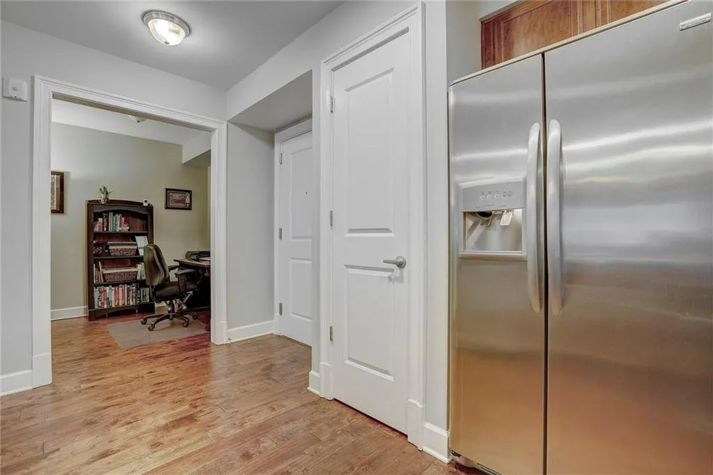 200 River Vista Drive Unit 310, Atlanta, Georgia 30339, 1 Bedroom Bedrooms, ,1 BathroomBathrooms,Residential,Sold,200 River Vista Drive Unit 310,6003859