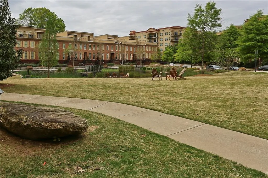 200 River Vista Drive Unit 310, Atlanta, Georgia 30339, 1 Bedroom Bedrooms, ,1 BathroomBathrooms,Residential,Sold,200 River Vista Drive Unit 310,6003859