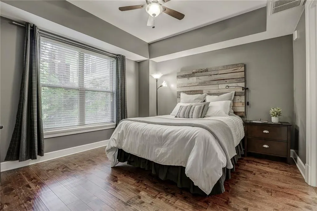 200 River Vista Drive Unit 310, Atlanta, Georgia 30339, 1 Bedroom Bedrooms, ,1 BathroomBathrooms,Residential,Sold,200 River Vista Drive Unit 310,6003859
