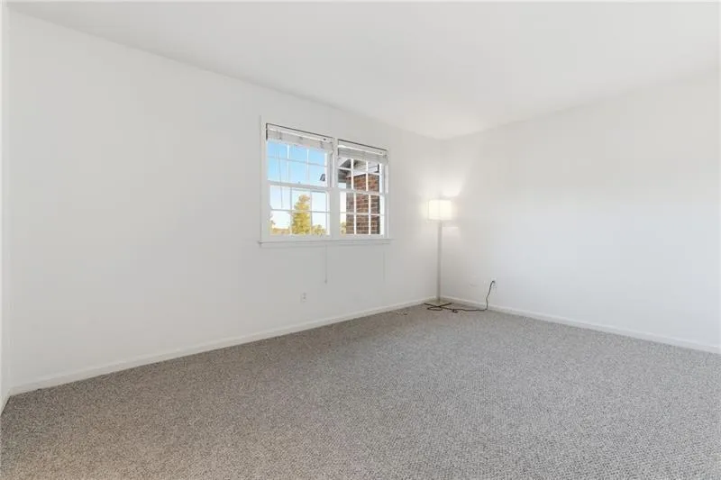 6520 Roswell Road Unit 79, Sandy Springs, Georgia 30328, 2 Bedrooms Bedrooms, ,1 BathroomBathrooms,Residential,For Sale,6520 Roswell Road Unit 79,7746404